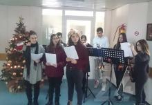 Χριστουγεννιάτικες μελωδίες στο νοσοκομείο από τους μαθητές του Μουσικού Σχολείου Γιαννιτσών